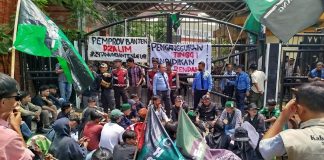 Rayakan HUT Banten ke-24, HMI MPO BADKO Banten Gelar Aksi.