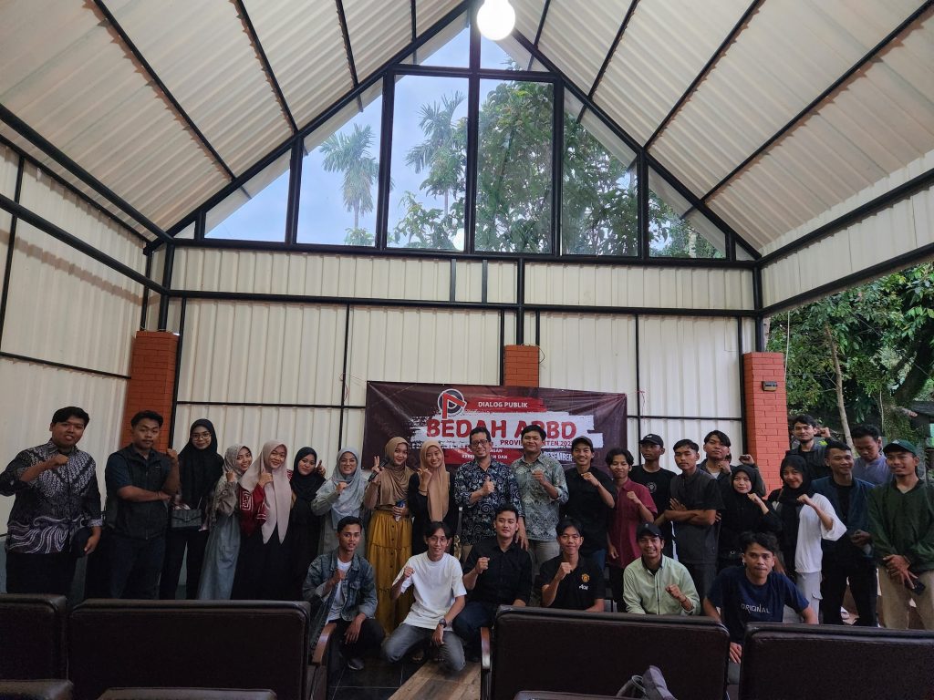 Fotp bersama usai acara.
