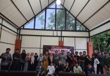 Fotp bersama usai acara.