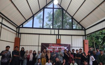 Fotp bersama usai acara.