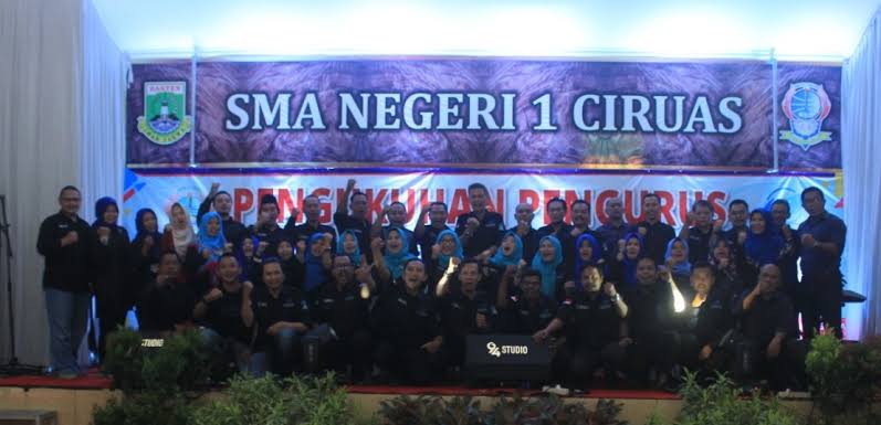 Libatkan 36 Angkatan, IKA SMAN Ciruas Gelar Jalan Sehat Berhadiah
