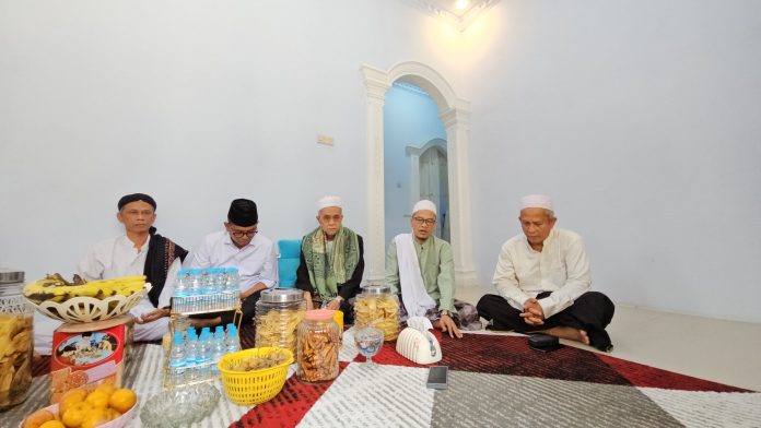 Silaturahim Andra Soni dengan ulama di Pandeglang.