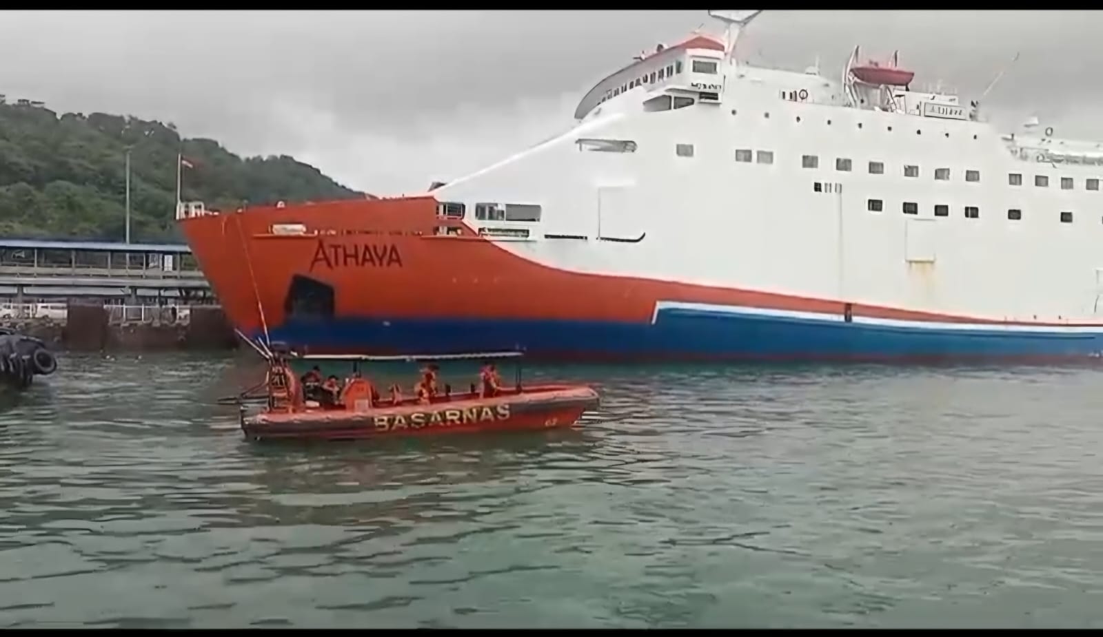 Jatuh dari KMP Athaya di Perairan Merak, Slamet dalam Pencarian TIM SAR