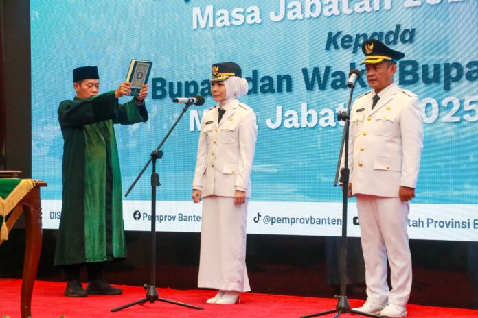 Resmi, Ratu Rachmatuzakiyah-Najib Hamas Jabat Bupati dan Wakil Bupati Serang 2025-2030.