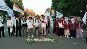 Gelar Aksi Damai, KAMMI Serang Serukan Demokrasi yang Humanis bukan Refresif
