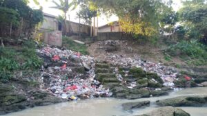 Sampah Kali Banten.