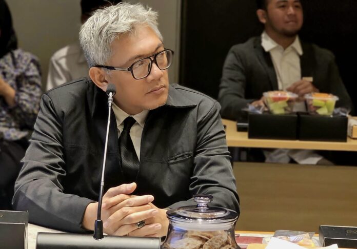 Opi Rofiun Najih Salah satu pejabat Pemprov Banten yang dicatut namanya untuk SPK Bodong.