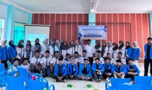 Pelatihan Mahasiswa UNPAM di SMK Nurul Huda Baros, Bekali Siswa Keterampilan Digital untuk Karier Masa Depan.