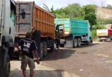 Tokoh Masyarakat Dukung Pengaturan Jam Operasional Kendaraan Tambang di Banten Truk Tambang.