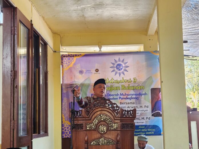 Wakil Ketua PWM Banten Paparkan Strategi Mensejahterakan Umat dan Luncurkan Posko PMB UMT di Pandeglang.