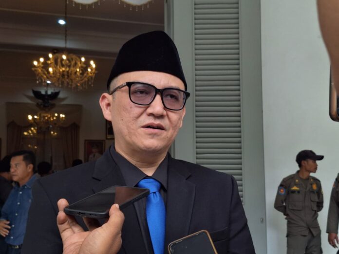 Raden Berly Natakusumah.