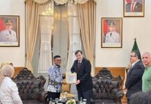 Gubernur Andra Sambut Kerja Sama OSTIM Turki, Sejalan Target Dagang RI–Turki 10 Miliar Dolar Gubernur Andra Sambut Kerja Sama OSTIM Turki, Sejalan Target Dagang RI–Turki 10 Miliar Dolar.