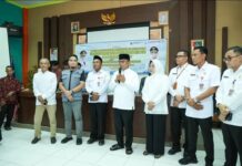 Bantu Warga Tidak Mampu, PT ABM Tebar 5.900 Paket Sembako Bantu Warga Tidak Mampu, PT ABM Tebar 5.900 Paket Sembako.