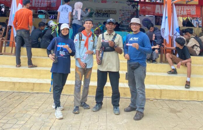 Penanaman Bibit di Pulosari