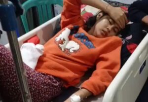 Salah satu siswa SMAN1 Padarincang yang dirawat diduga keracunan MBG.