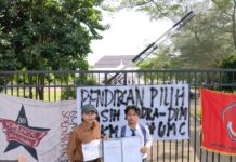 KMS 30 dan UMC Soroti Ketimpangan Pemerataan Pendidikan dan Kesejahteraan Guru di Banten KMS 30 dan UMC Soroti Ketimpangan Pemerataan Pendidikan dan Kesejahteraan Guru di Banten .