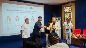 Menghidupkan Kembali ‘Kota yang Tertidur’: Seminar Nasional Kupas Tuntas Reaktualisasi Pemikiran Halwany Michrob untuk Banten Lama.