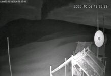 Gunung Anak Krakatau Malam Ini Erupsi Lebih dari Empat Menit, Masyarakat Diminta Waspada Penampakan Gunung Anak Krakatau, Kamis (8/10/2026) malam.(dokumentasi PVMBG).